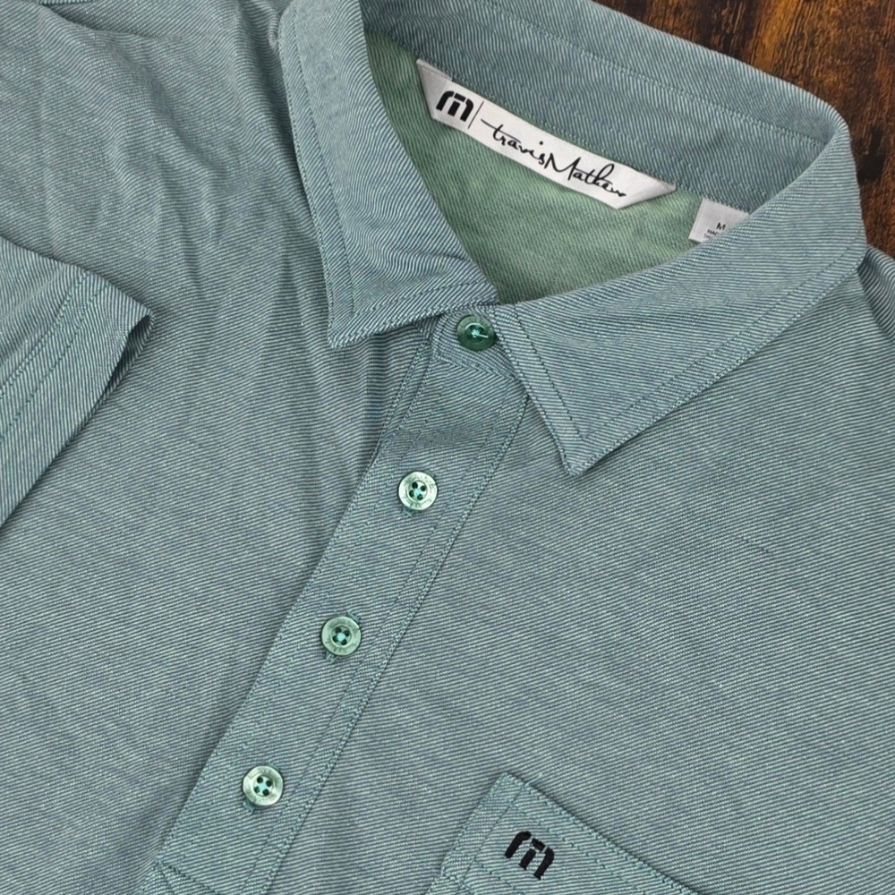 TravisMathew Polo Shirt Mens Medium Green‎ Short Sleeve Pocket Stretch Golf